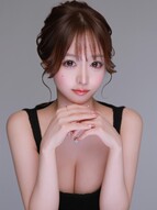 れいか（UNJOUR）