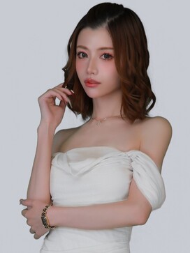 如月 あいな（ARROW）