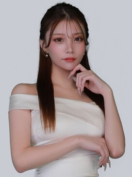 かれん（UNJOURミナミ）