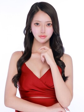 神白 あんな（MILANO）