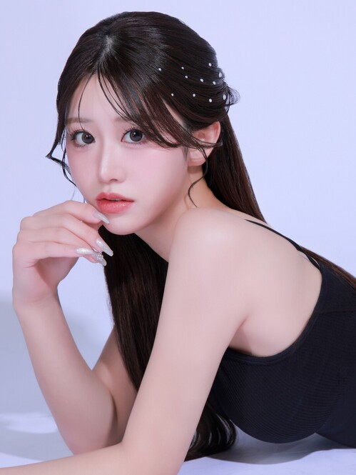 もも-01（UNJOUR）